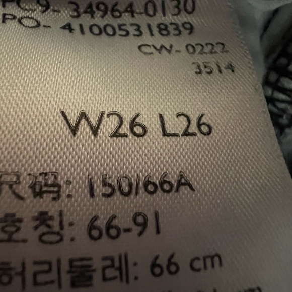 Levi’s Jean - Picture 2 of 3